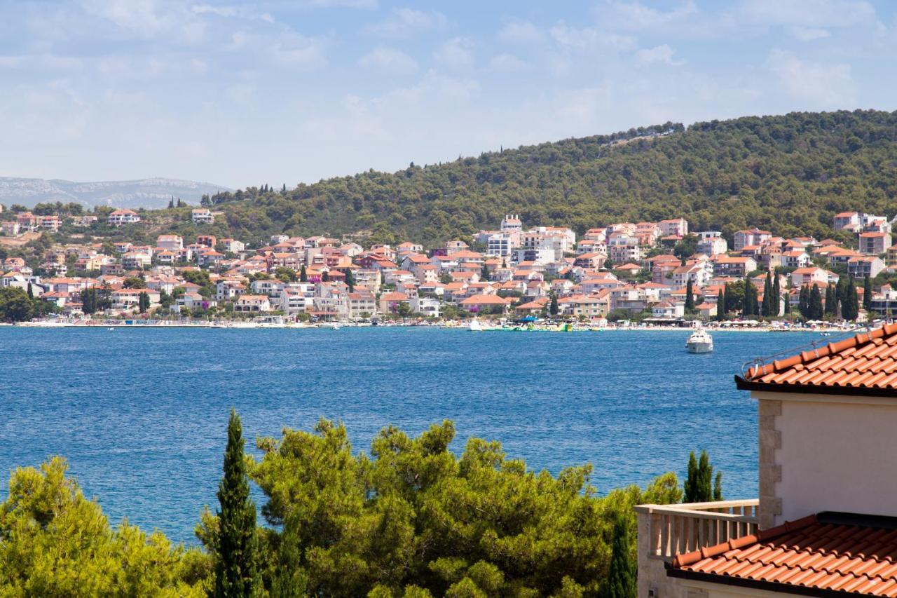Beachfront House Olbia With Private Parking Трогир Экстерьер фото