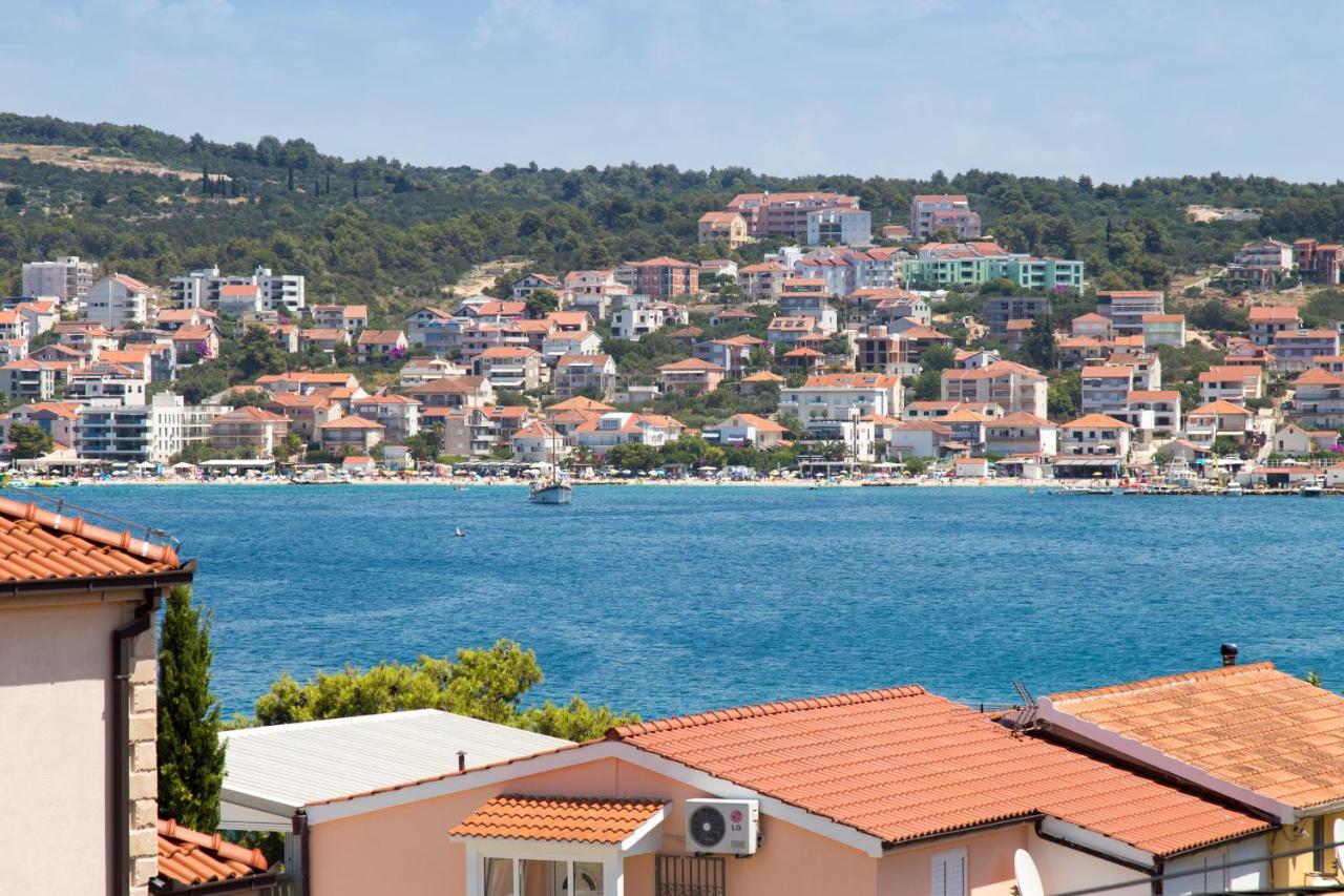 Beachfront House Olbia With Private Parking Трогир Экстерьер фото