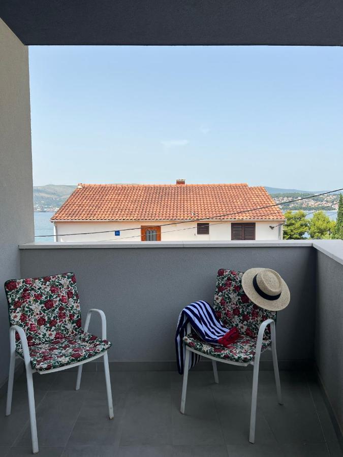 Beachfront House Olbia With Private Parking Трогир Экстерьер фото