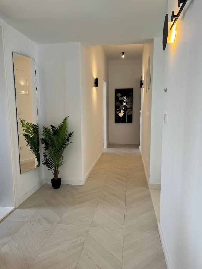 Beachfront House Olbia With Private Parking Трогир Экстерьер фото