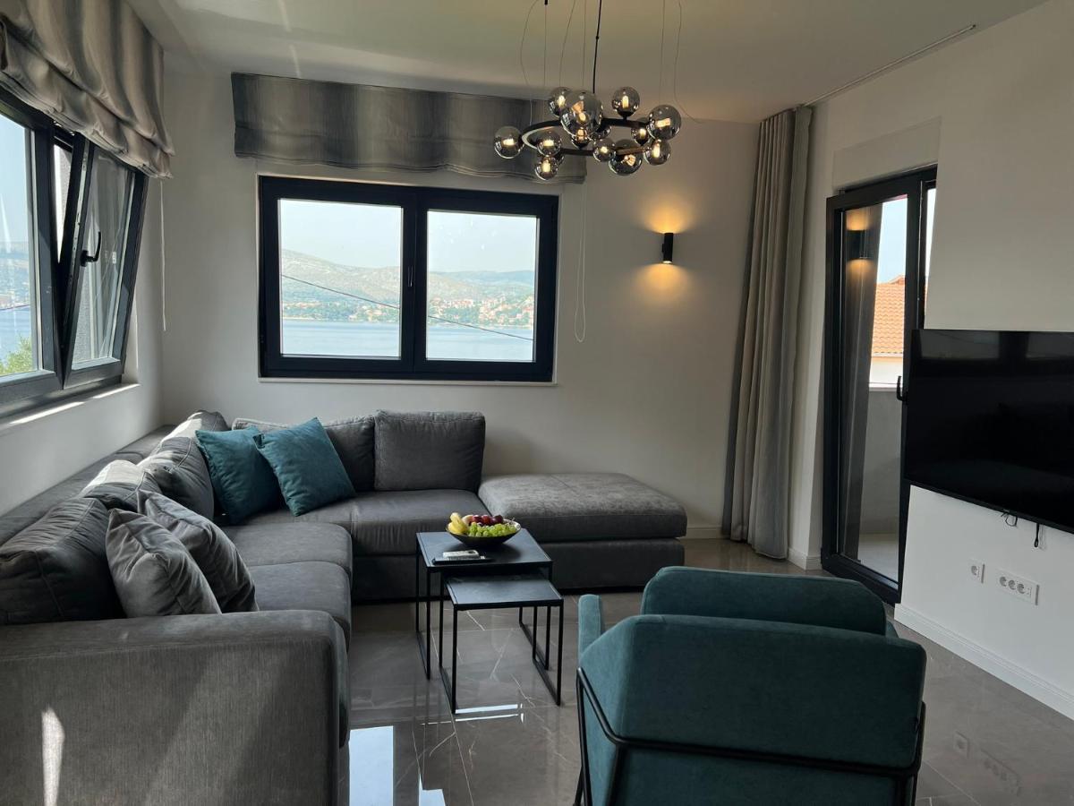 Beachfront House Olbia With Private Parking Трогир Экстерьер фото